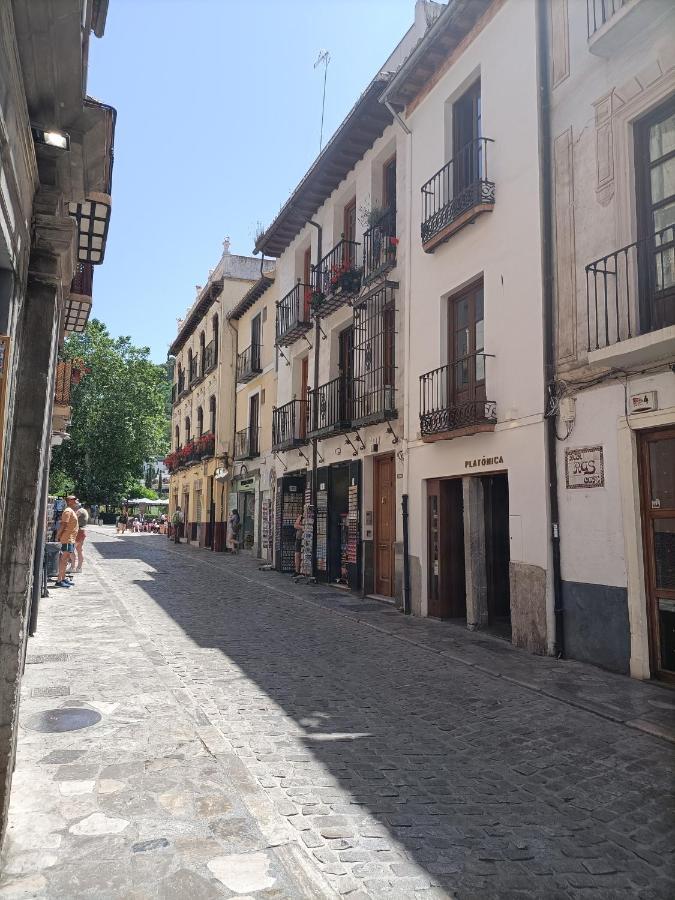 Andalusian Daydream At The Foot Of The Alhambra ! Apartment Granada Exterior foto